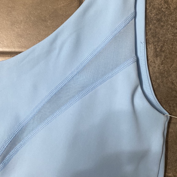 Buffbunny Asymmetrical Top - Picture 4 of 5